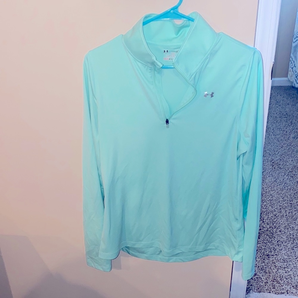Mint green half zip/ light /loose fitting